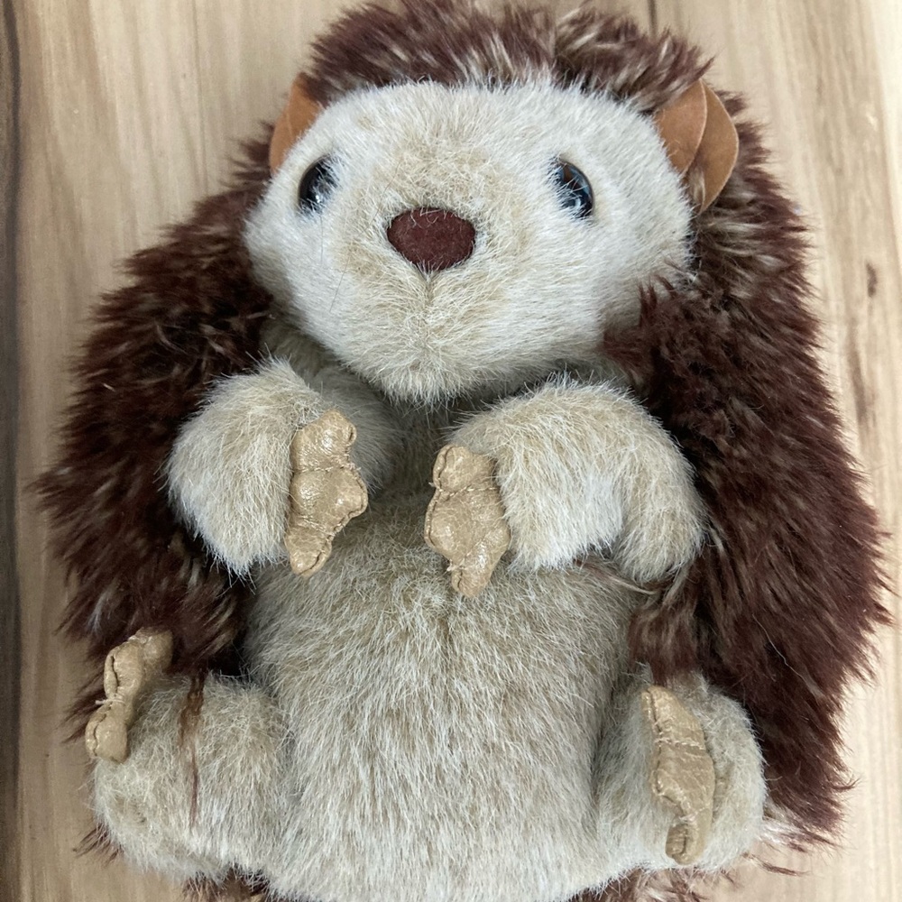 Folktails Folkmanis Puppets Brown Hedgehog Hand Puppet Plush Stuffed 7” RARE